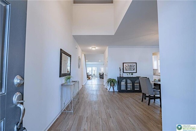 Photo - 3855 Victors Way