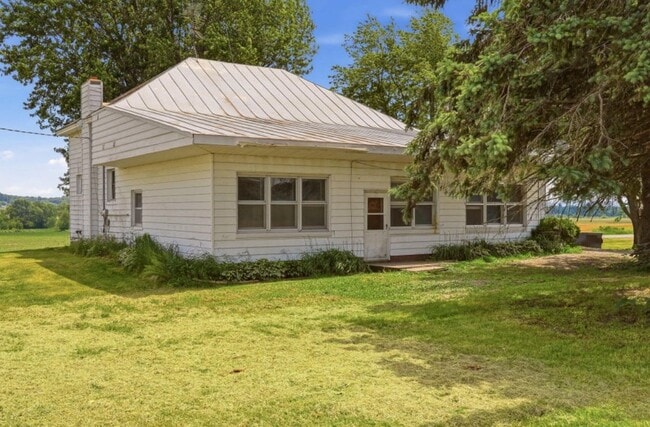 Photo - 13979 Fedora Rd