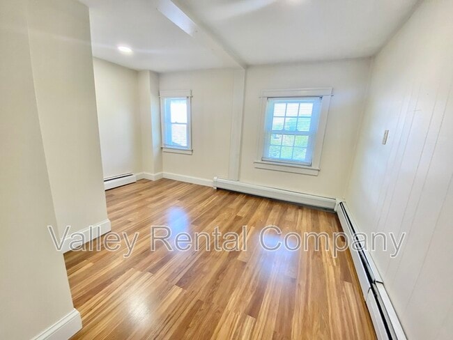 Photo - 37 Middle St