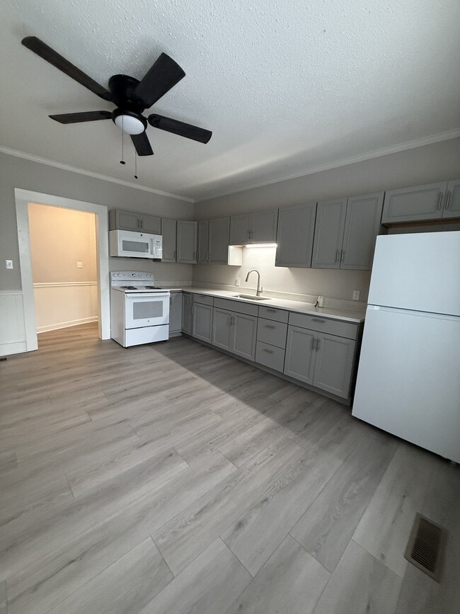 316 N Government St Unit B