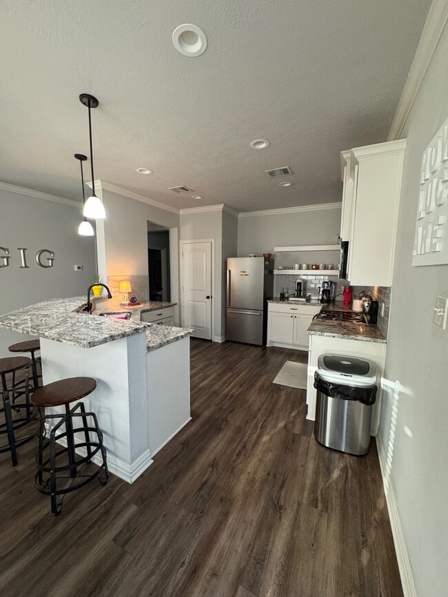 Photo - 6999 Halter Loop House