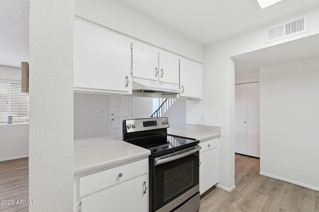 Photo - 1500 W Rio Salado Pkwy