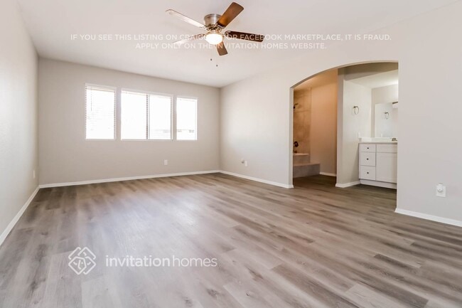 Photo - 8010 W Sierra Vista Dr
