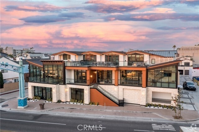 Building Photo - 502 E Balboa Blvd Rental