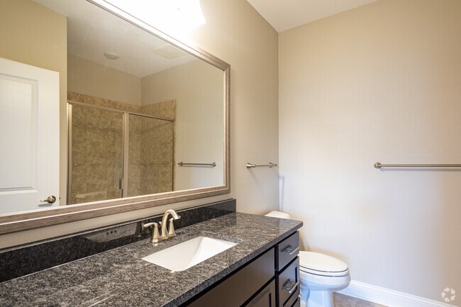 Little Yellow Mountain- 2BR, 2BA