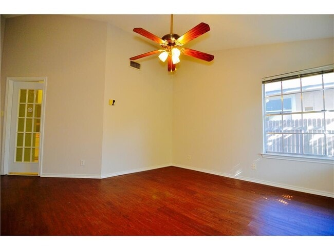 Photo - 9101 Palace Pkwy