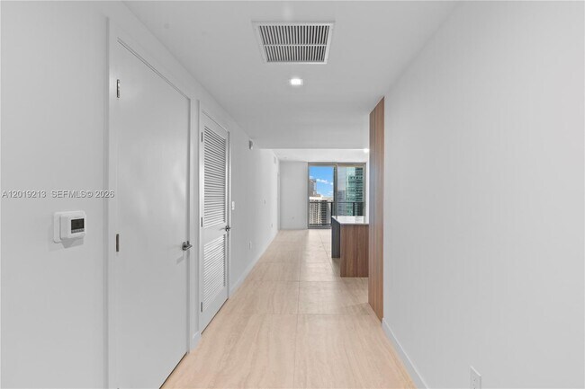 Photo - 77 SE 5th St Unit 3702