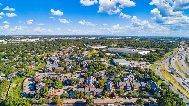 Photo - MAA Grapevine