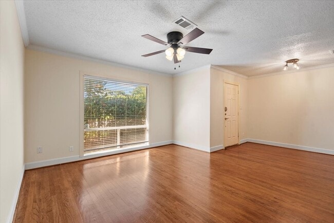 Photo - 4007 Markley St