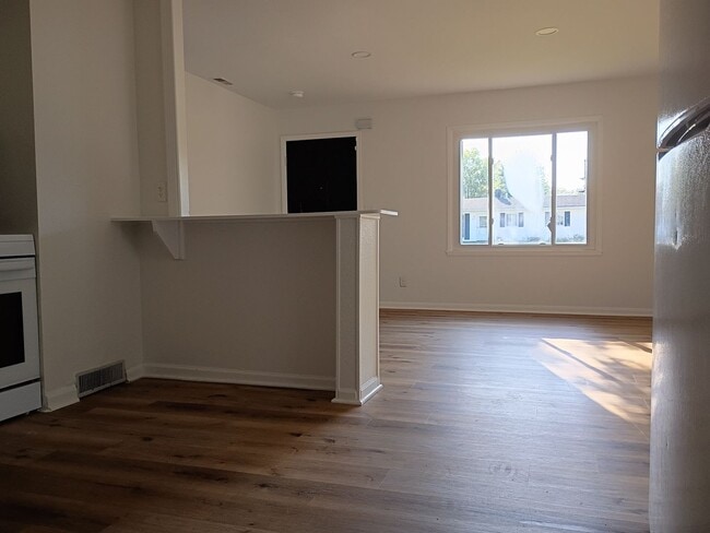 Photo - Updates....Updates.....Updates!!!! 3 Bed 2...