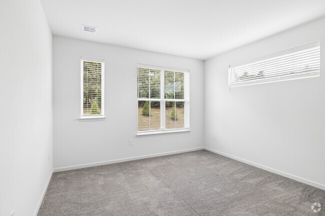 Chestnut 2BR, 1BA - 991SF - Primary Bedroom
