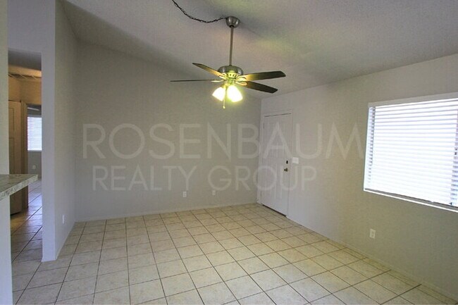 Photo - 4717 E Camino St Apartamento Unidad 2