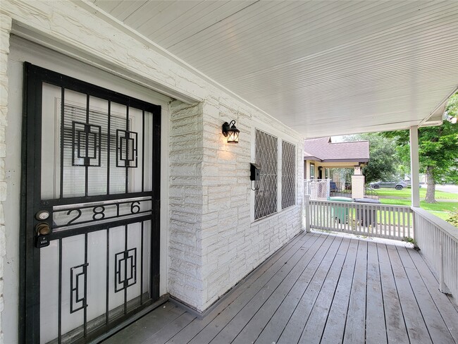 Photo - 2816 Elser St