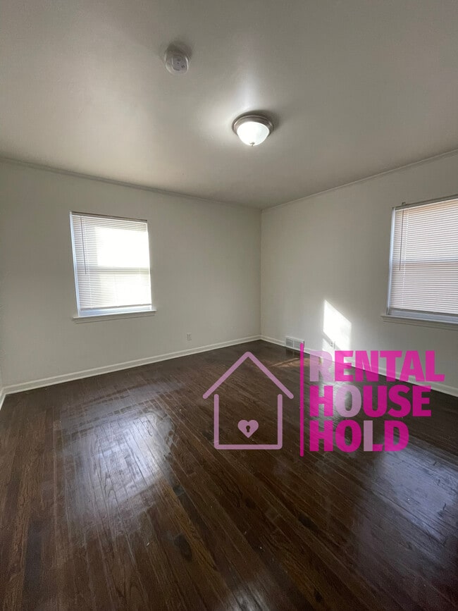 Photo - 12511 Whitehill St