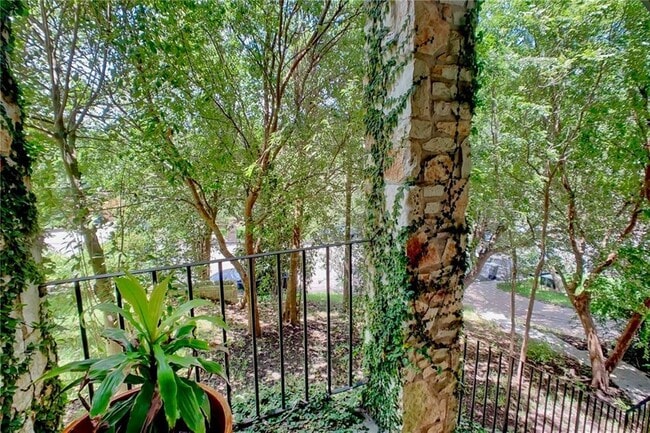 Photo - 2911 Kassarine Pass