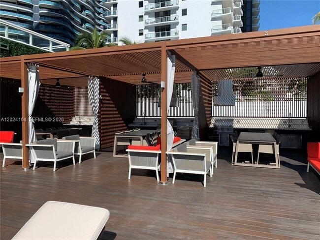 Building Photo - 1080 Brickell Ave Unit 2005