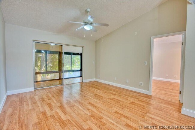 3151 SE Aster Ln Unit 1306