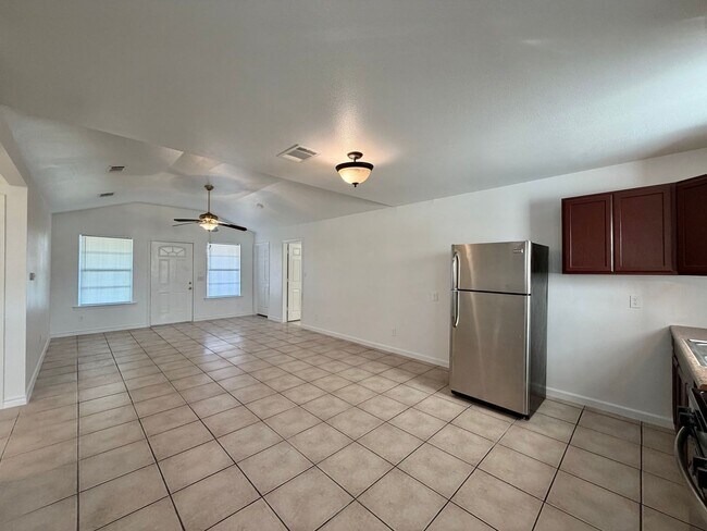 167 Shelley Ln Unit A