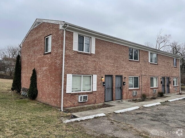 Building Photo - 2016 Hickorydale Dr Rental