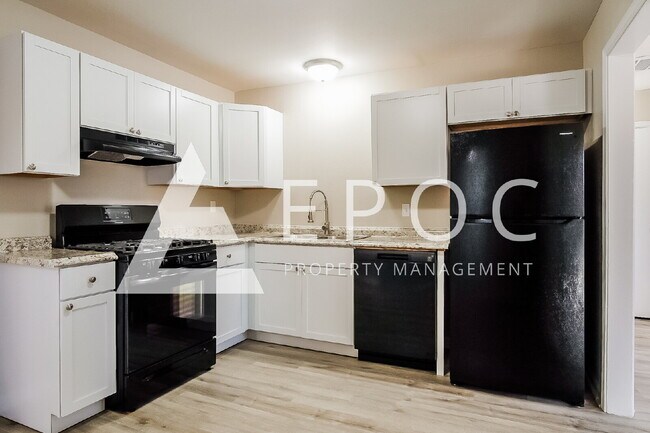 Photo - 2309 N Xanthus Ave