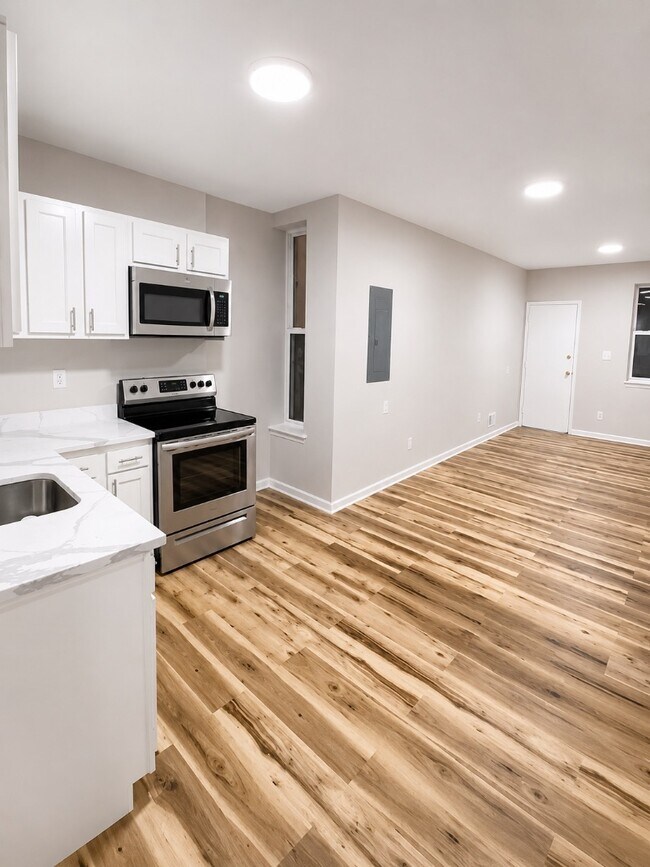 Photo - 2538 E Fayette St
