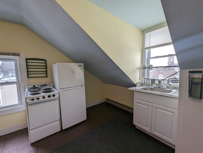 Photo - 8 6th St Unit C