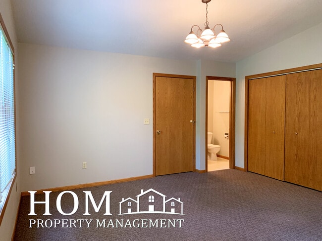 Photo - 322 E Lafayette St