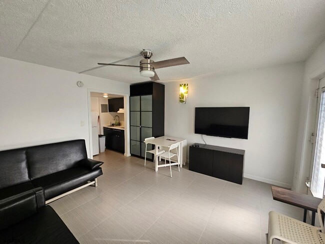 Photo - 3501 Boardwalk Unit B210