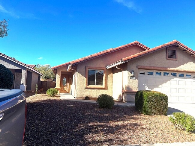 Photo - 4539 Redwood St