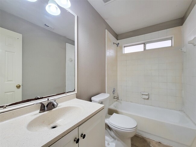 Photo - 5322 Rivergate Dr