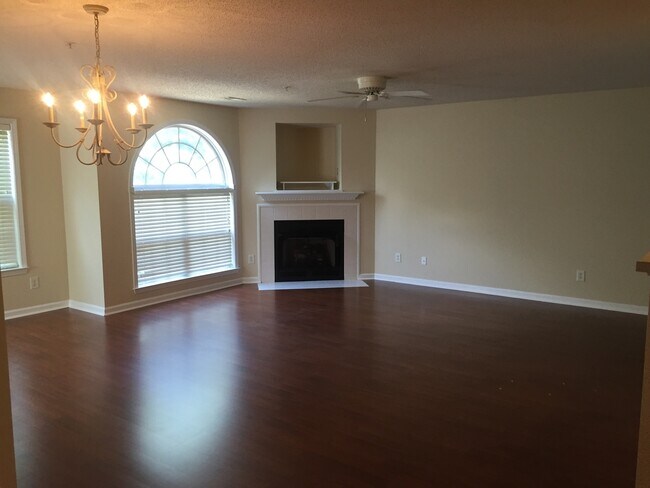 Photo - Exquisite Condo in a Superb Cotswold Point location