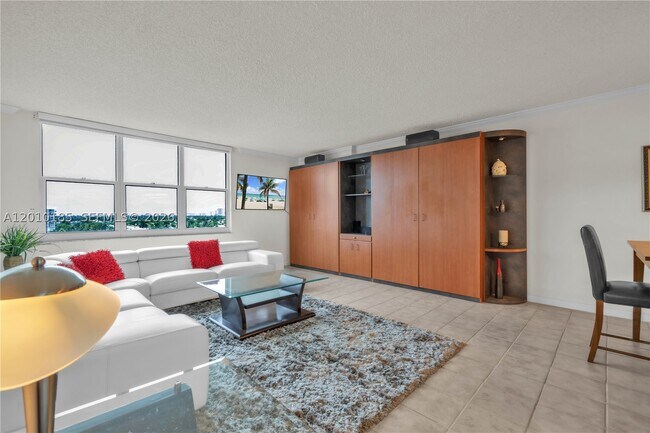 2501 S Ocean Dr Unit 727(Available Nov 01)
