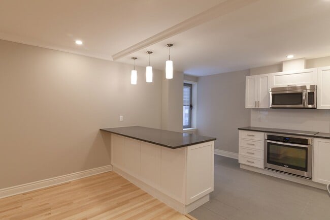 Photo - 3468 Rue Drummond Unit 201