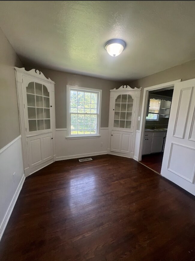 Spacious 5 Bed Home in Midwest City! **DEP... House Rental in Midwest