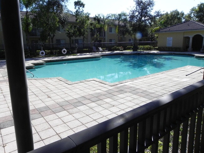 Photo - 1700 Crestwood Ct S Unit 1708