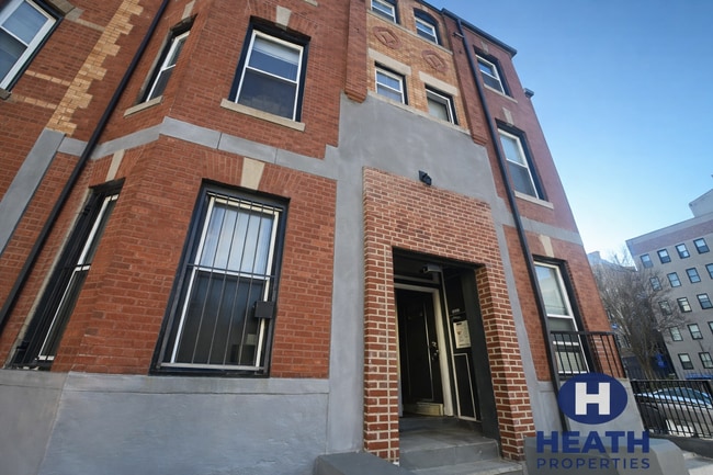 Photo - 210 Hemenway St