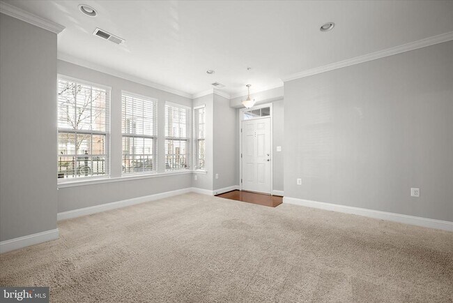 Photo - 11246 Chase St