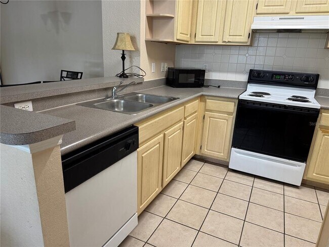 Photo - 8908 Legacy Ct Unidad 16 103