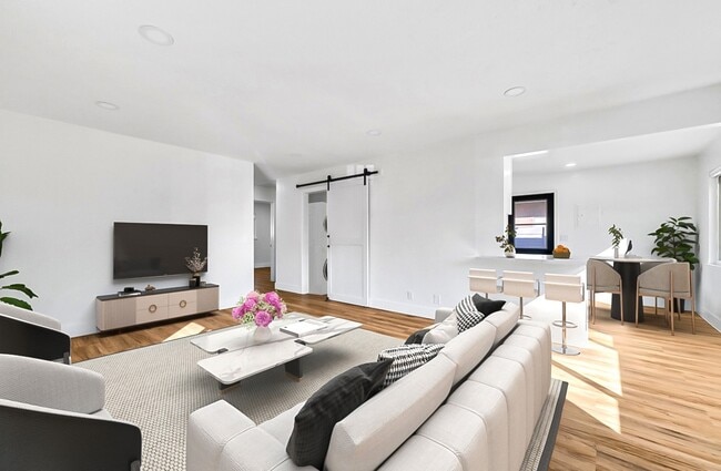 Photo - 18442 Patterson Ln Casa