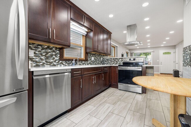Photo - 5348 N Lydell Ave