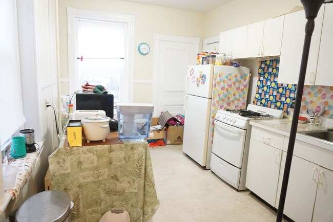Photo - 1128 Commonwealth Ave