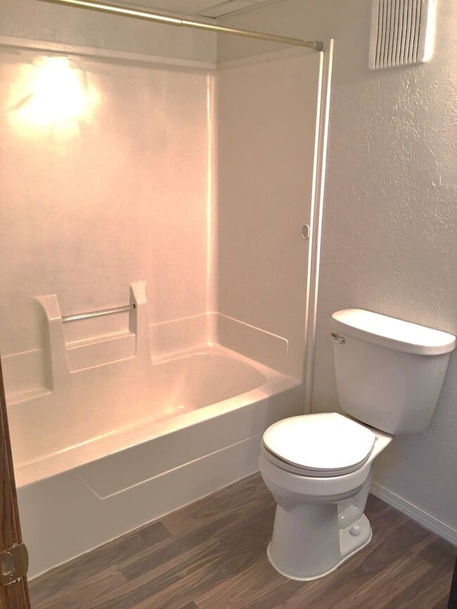 Photo - 501 N Park St Unit 51 1/2