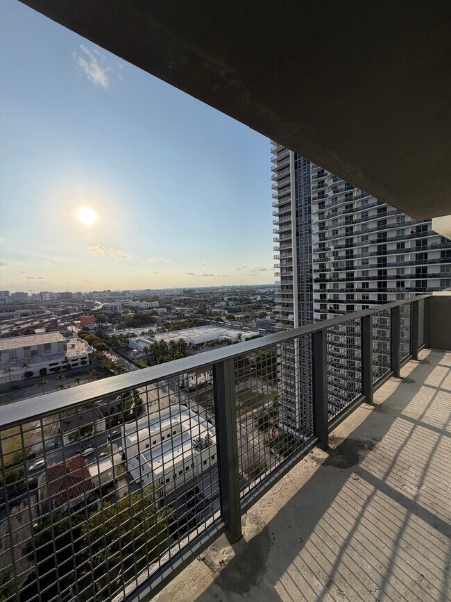 Photo - 1480 Biscayne Blvd Unit 1122