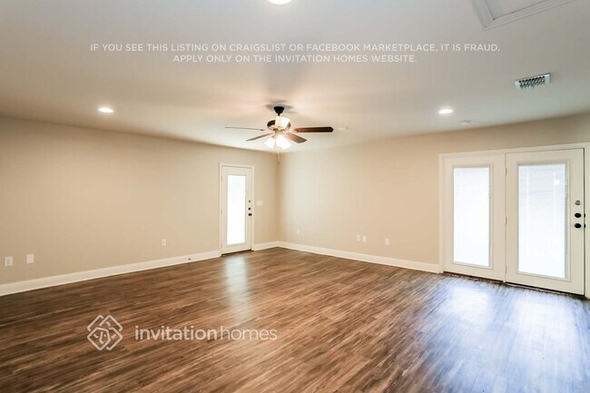 Photo - 2101 Colonial Dr