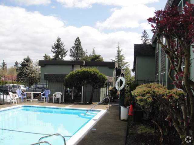 Building Photo - Towne South Apartments