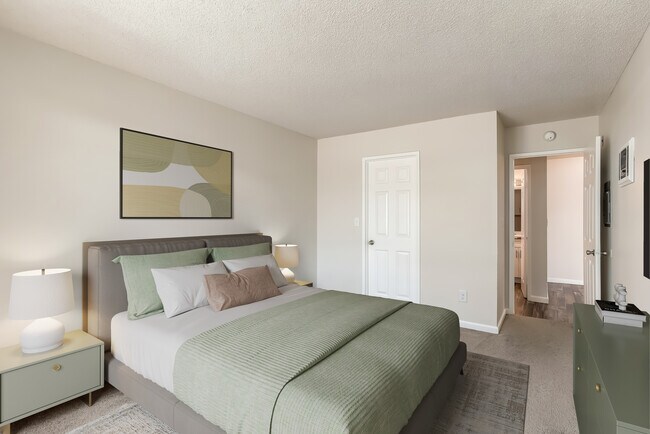 Greenbrier Apartments
