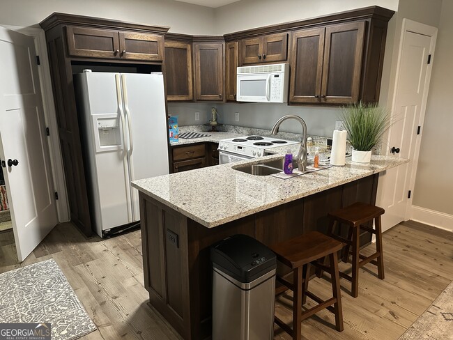 Photo - 88 Old Vineyard Wy