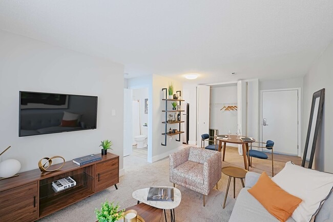 Photo - EMR Apartments