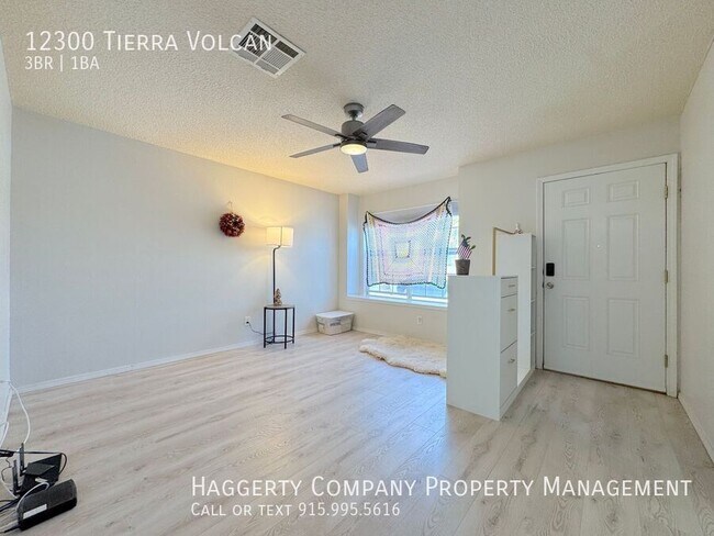 Photo - 12300 Tierra Volcan Ave