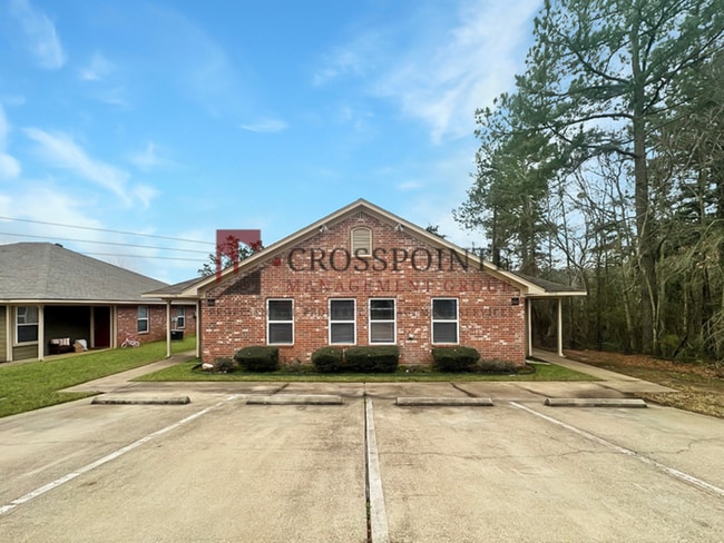 Building Photo - 3 Bedroom 2 Bath Duplex at Mansion Creek in Tyler! 1/2 off first full months rent
